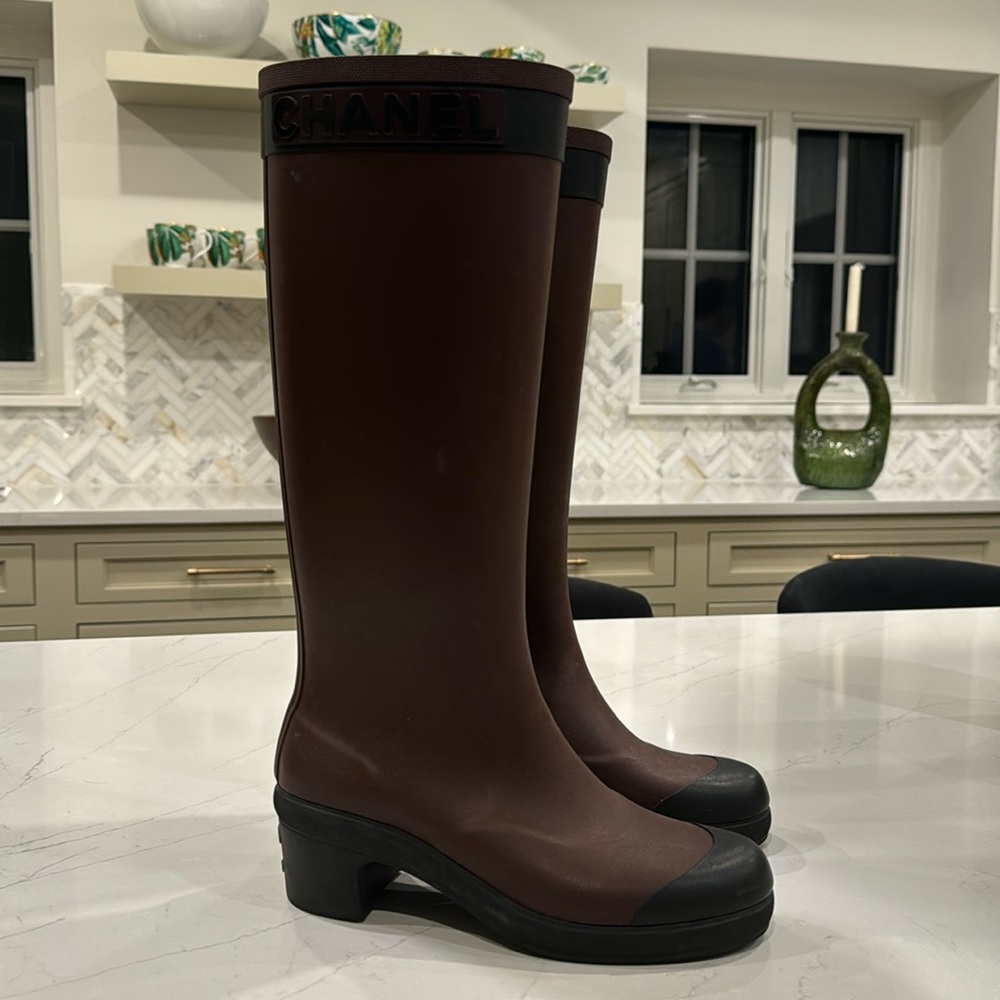 Chanel Rainboots Interlocking CC Logo